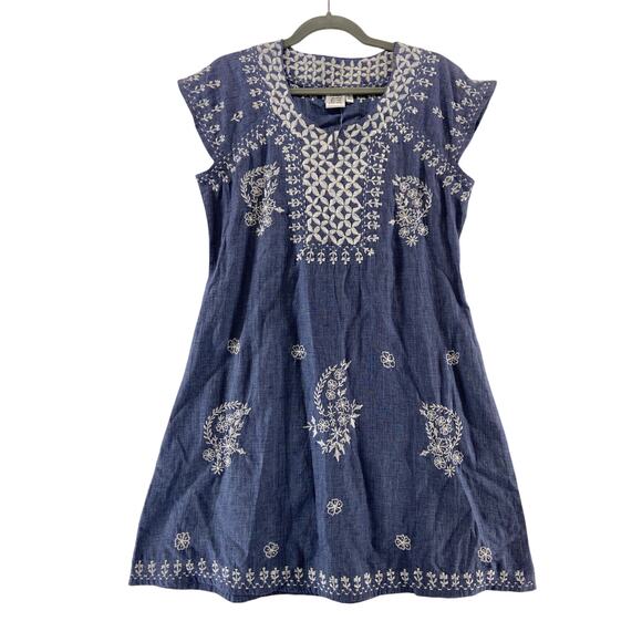 Parsley & Sage Blue Embroidered Dress Size Medium NWT - Picture 1 of 9